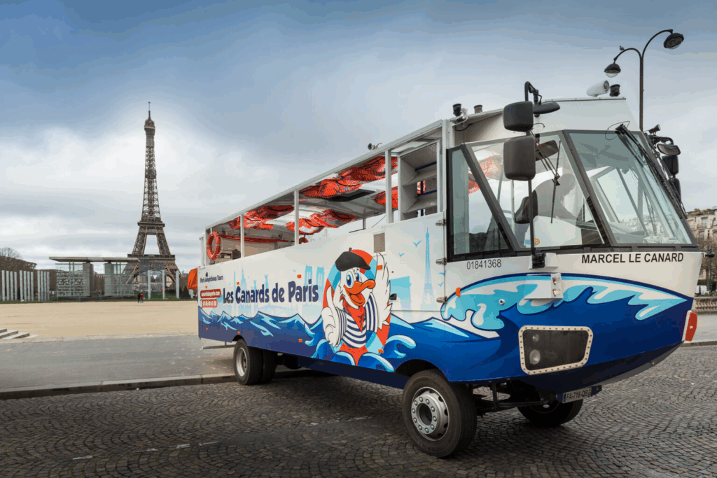 Le bus bateau incroyable à Paris 25€