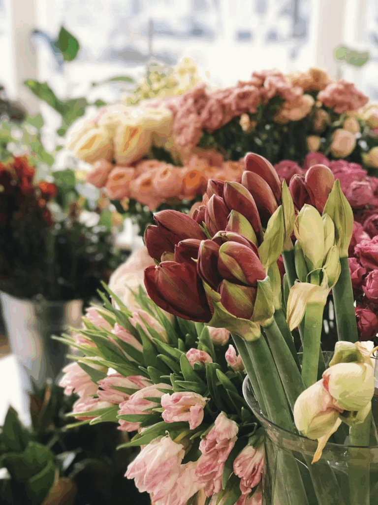 Fête des Mères : Où trouver un fleuriste ouvert tard à Paris pour un cadeau de dernière minute ?